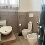 아파트 Suite Apartment *
