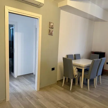 Suite Apartment *